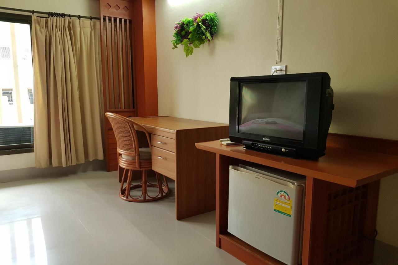 Poonsook Phitsanulok Hotel Sha Plus Exterior photo