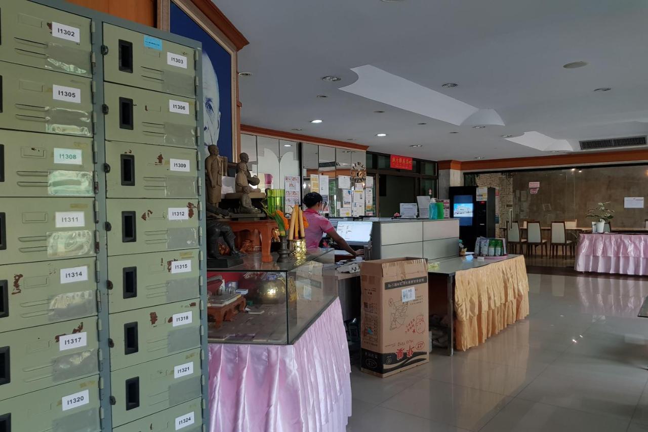 Poonsook Phitsanulok Hotel Sha Plus Exterior photo